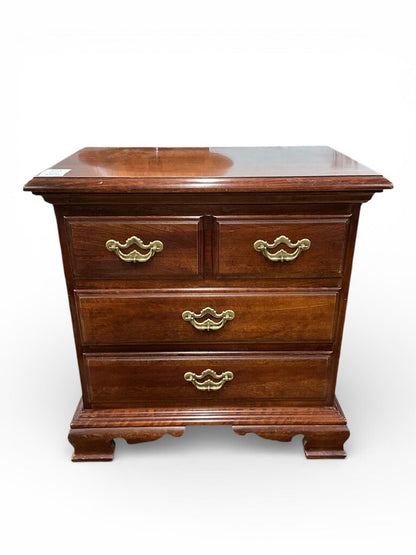 Thomasville Nightstand