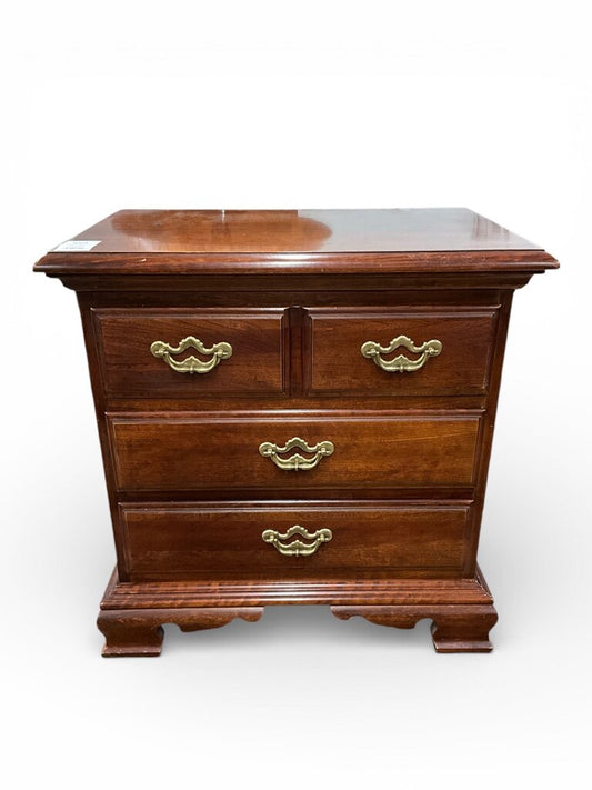 Thomasville Nightstand