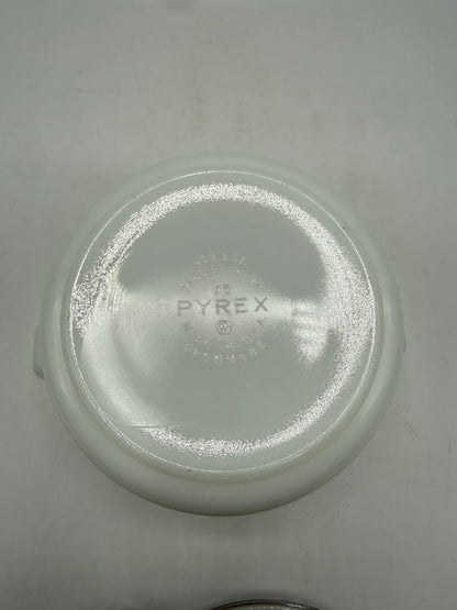 VTG Pyrex Friendship Pattern Covered Casserole 1 Qt Dish /rw