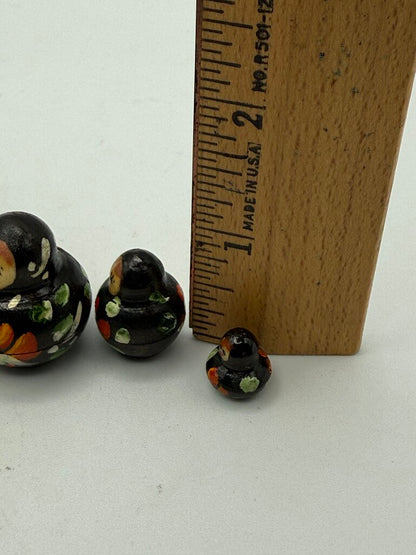 Miniature Handpainted 5 pc Wood Russian Nesting Dolls /ro
