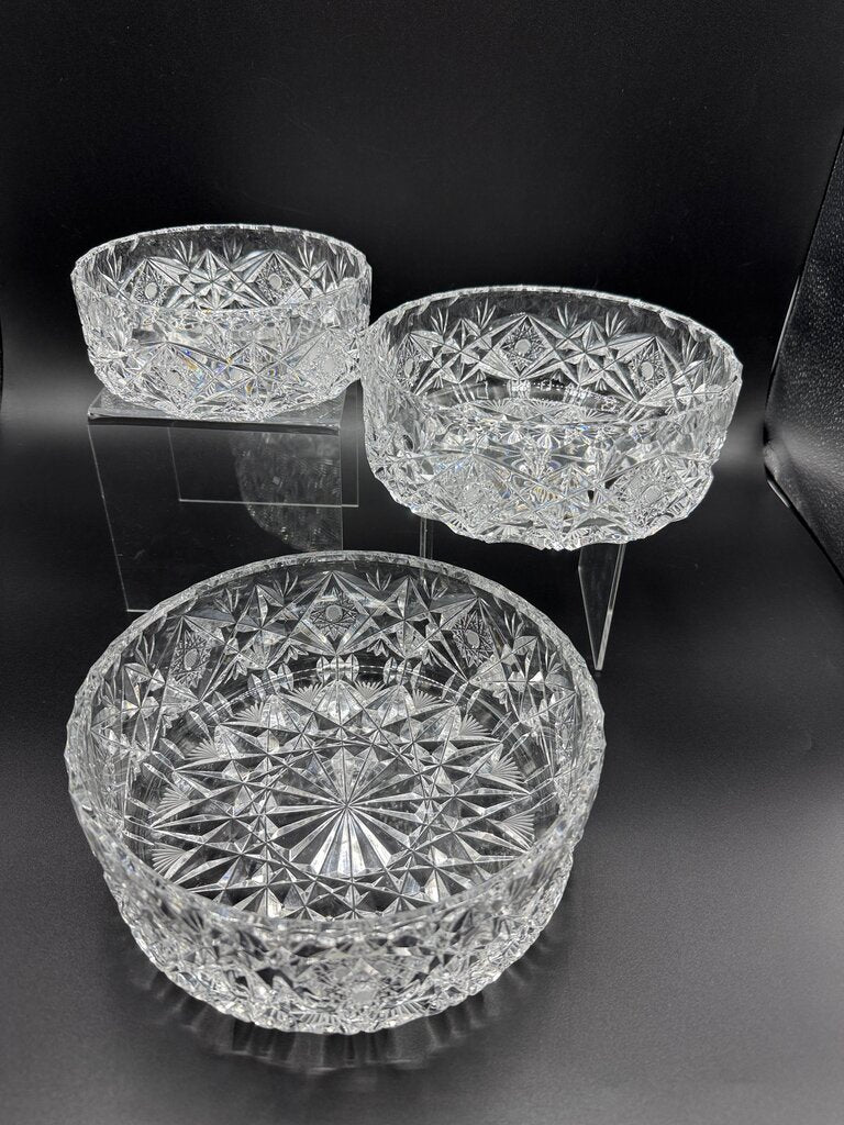 Set of 3 VTG Brilliant Cut Crystal Nesting Bowls /ro