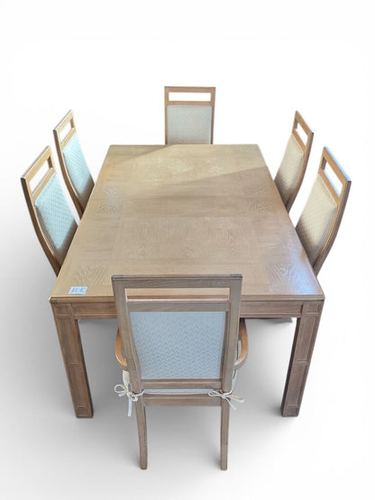 Dining Table w/ 8 Chairs