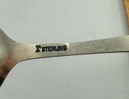 VTG Sterling Silver Souvenir Spoon Yellowstone Park /ro