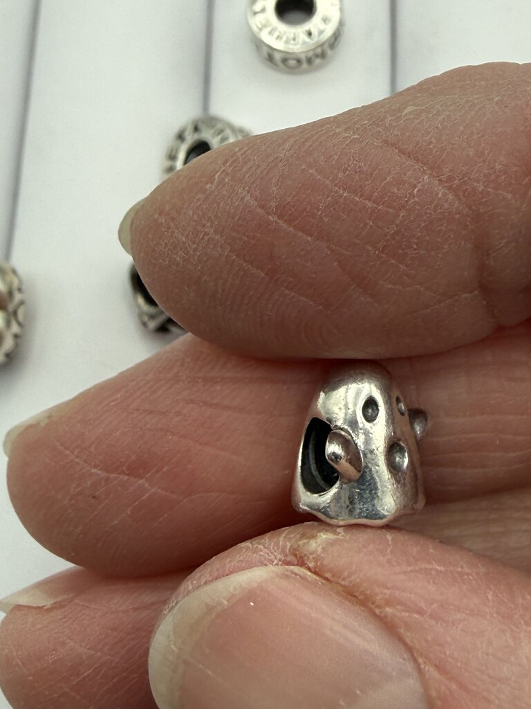 Estate lot of 7 Chamilia Sterling Silver Beads Charm Spacer /ro