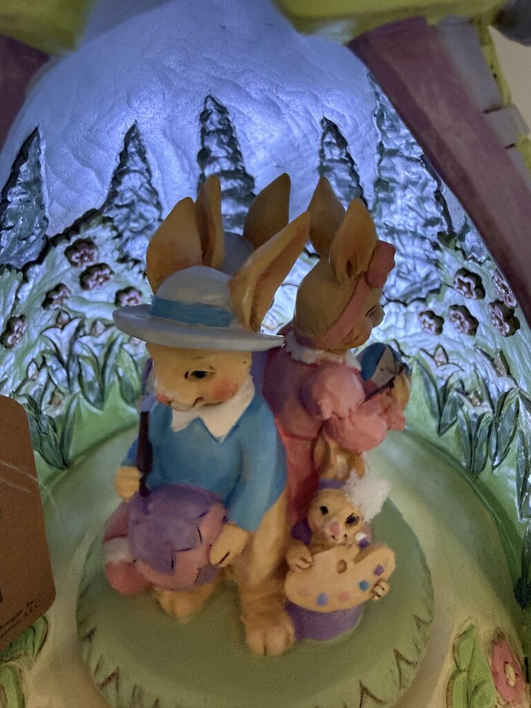 Jim Shore Figurine Easter is All Around Light to Rotates /rw