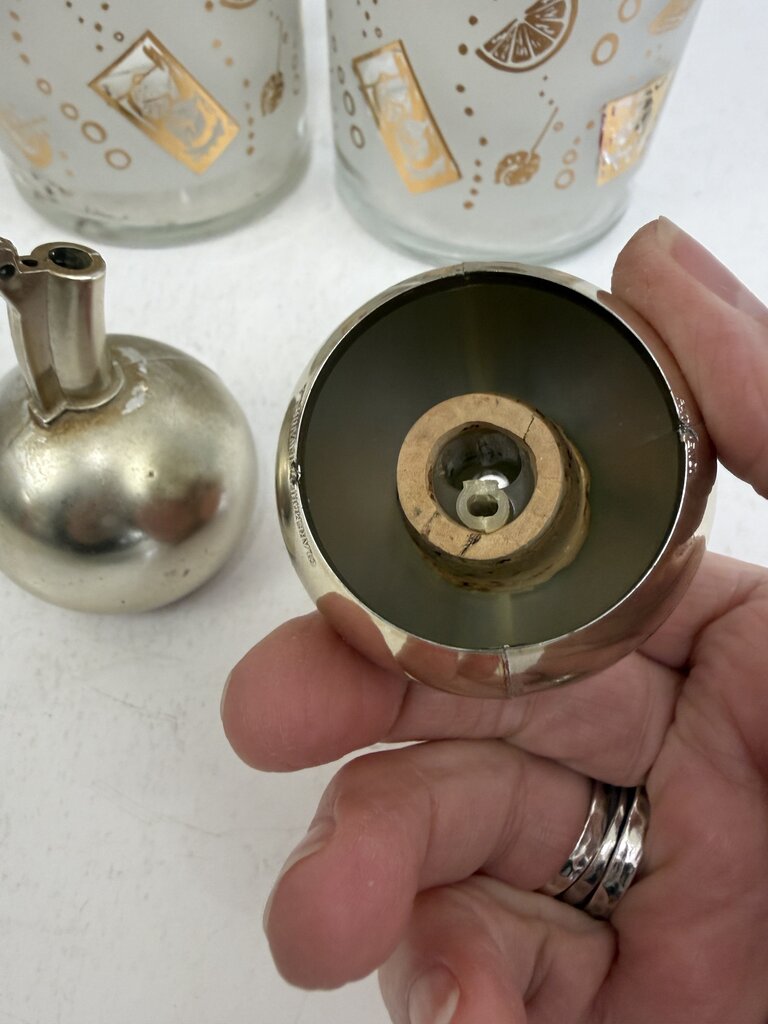 MCM Barware Bourbon & Scotch Glass Decanters /ro