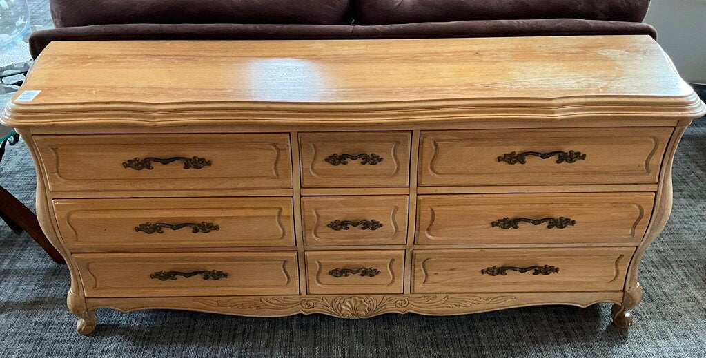 9 Drawer Dresser, Bombay Style