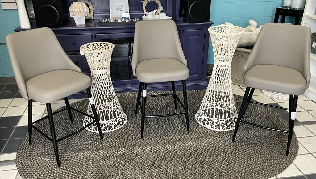 Tuffed Barstools Counter Height