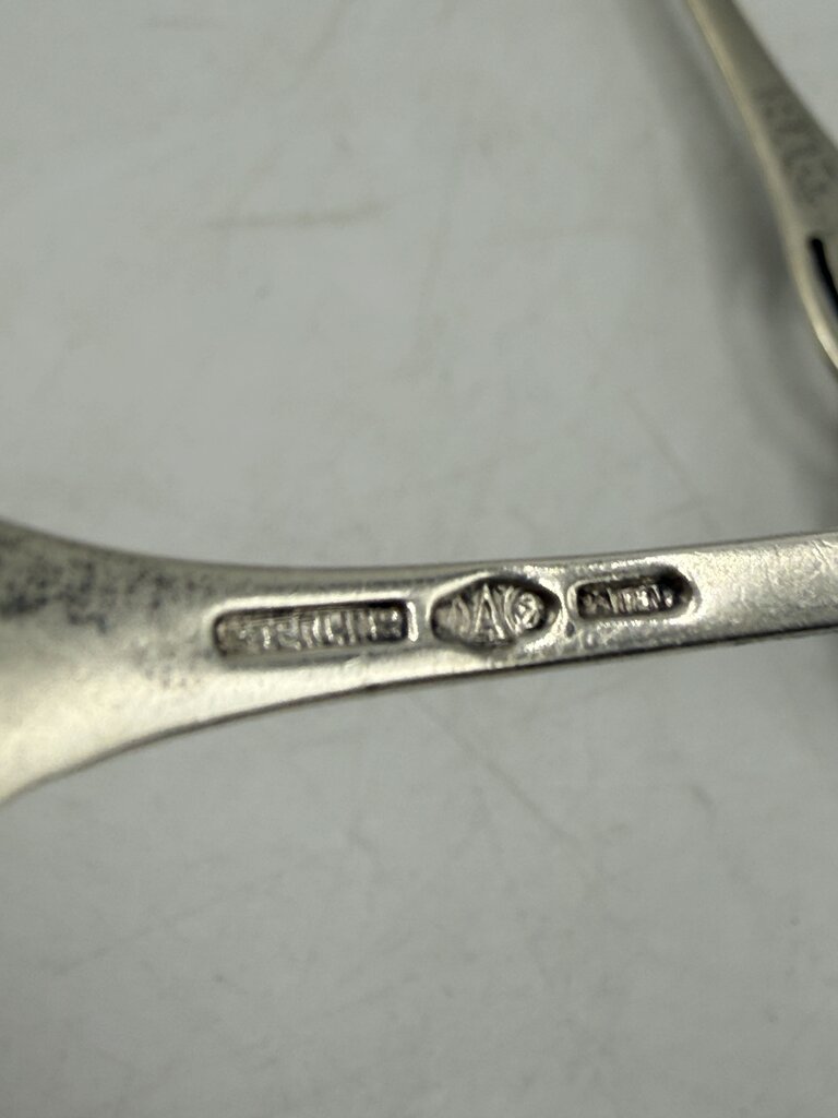 Set of 2 Antique Alvin Chippendale pattern Sterling Silver Teaspoons 34 gr /ro