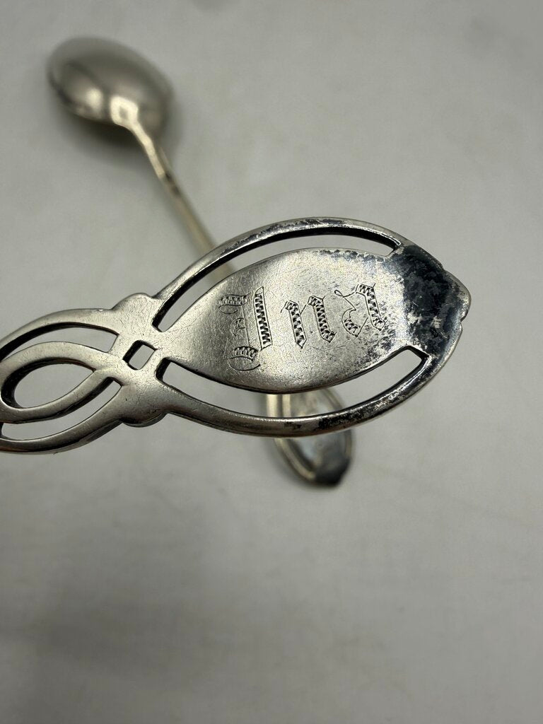 Set of 2 Antique Alvin Chippendale pattern Sterling Silver Teaspoons 34 gr /ro