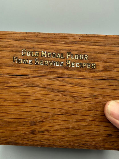 Vintage Gold Medal Flour Home Service Recipe Wood Box /ro