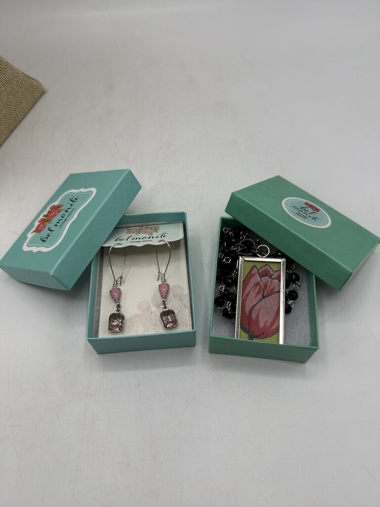 Bel Monili Vintage Reborn Pink Tulip Pendant Necklace w/ Pink Pierced earrings /ro