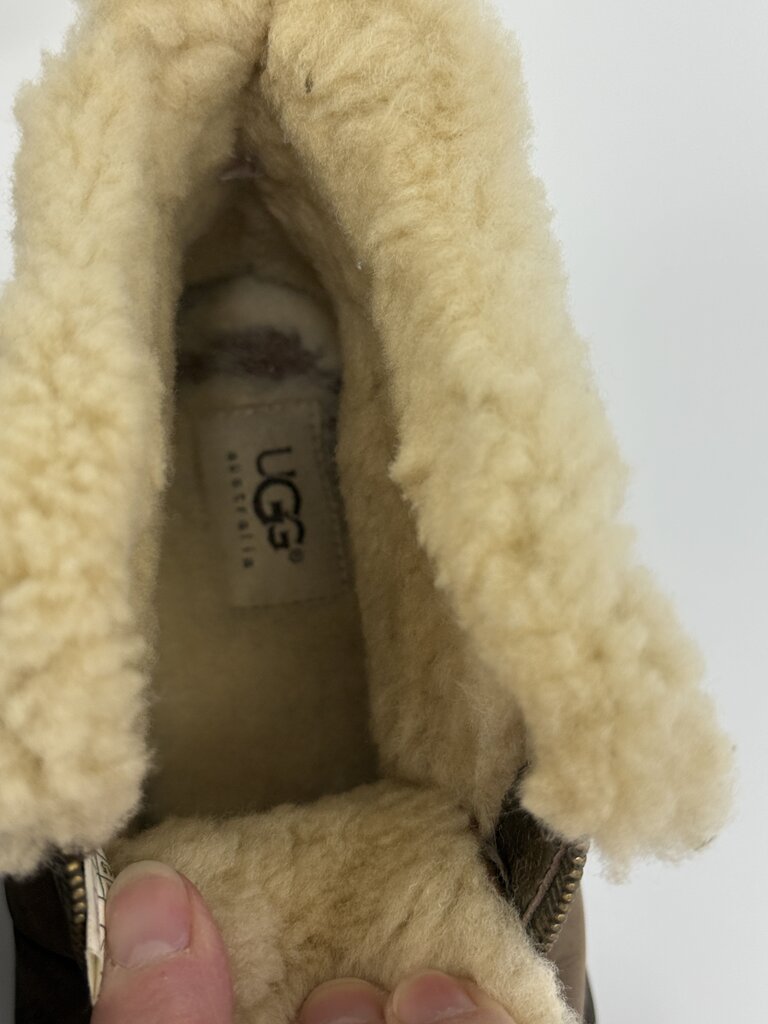 Ugg Austrailia Apres - Ski Zip Ankle Boot Taupe Women Size 7 /rb