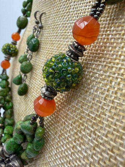 Chunky Green & Amber Stone Necklace w/Pierced Earrings /ro