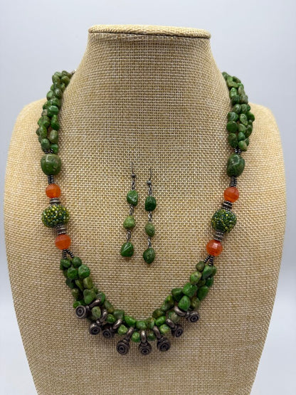 Chunky Green & Amber Stone Necklace w/Pierced Earrings /ro