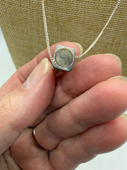 Vintage Small Scent Bottle Pendant Perfume Dauber 24” Silver Tone Chain Unmarked /ro