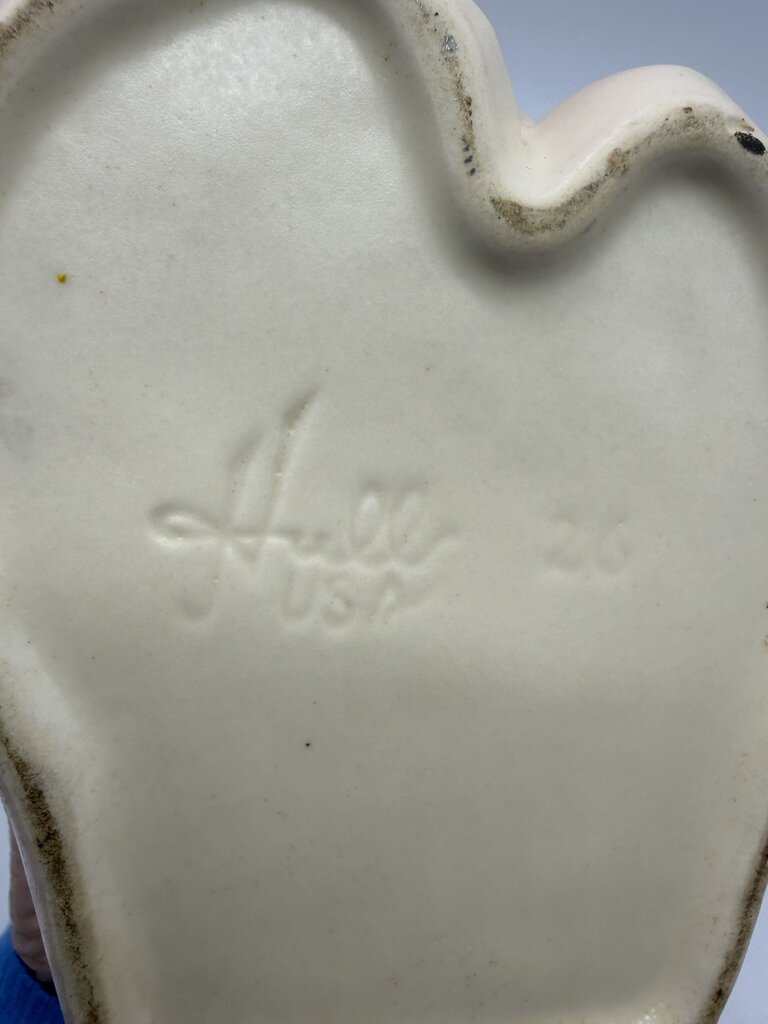 Hull Planter Madonna w/Child Pink Ceramic Virgin Mary 1940ies /rw