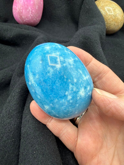 Lot of 6 Alabaster Stone Polished Eggs Strong Colors /ro