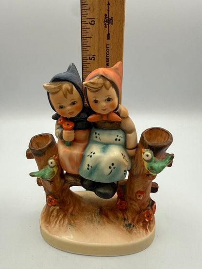 VTG set of 2 Goebel Hummel figurines Coquettes & Birthday Serenade /ro