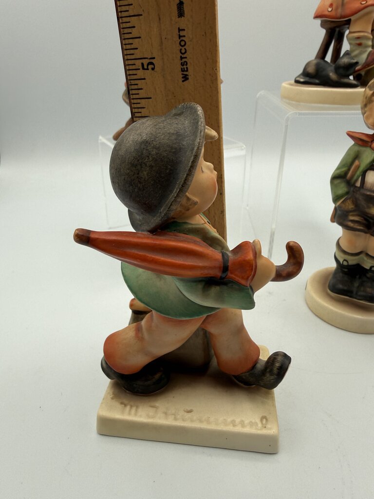 Charming Set of 4 Vintage Hummel Figurines Little Boys, Little Girl /ro