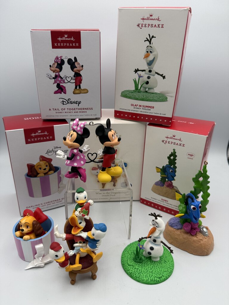 Lot of 5 Hallmark Keepsake Disney Christmas Tree Ornaments /rw