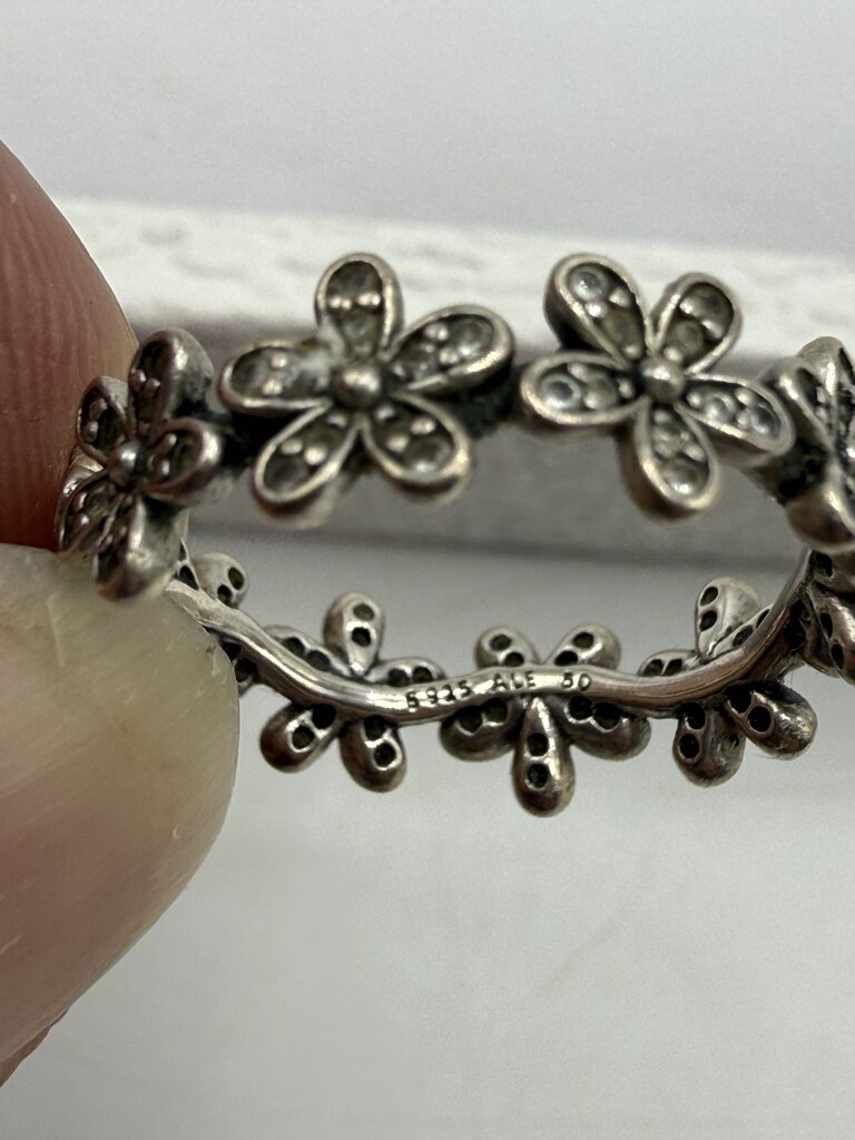 Lot of 4 SilverTone Rings Brighton, Pandora, Sterling variety sizes /ro