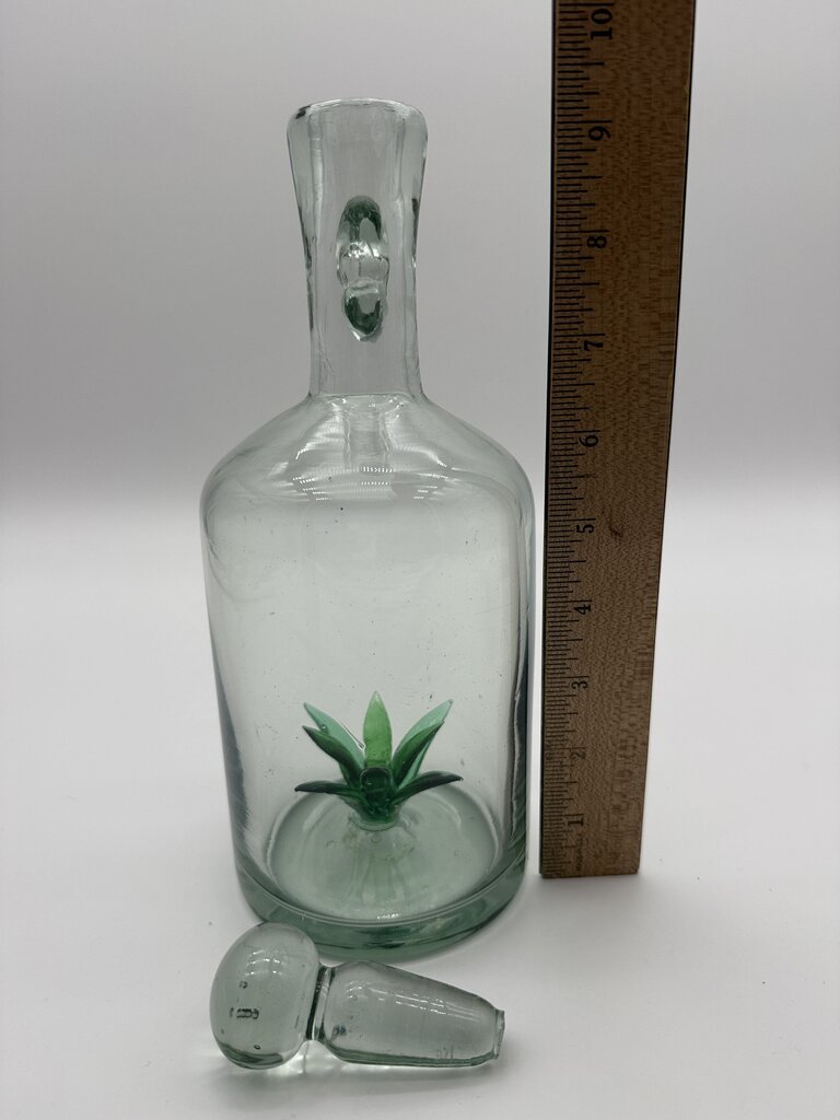 Blown Glass Jug w/Agave Bottom Glass Stopper /ro