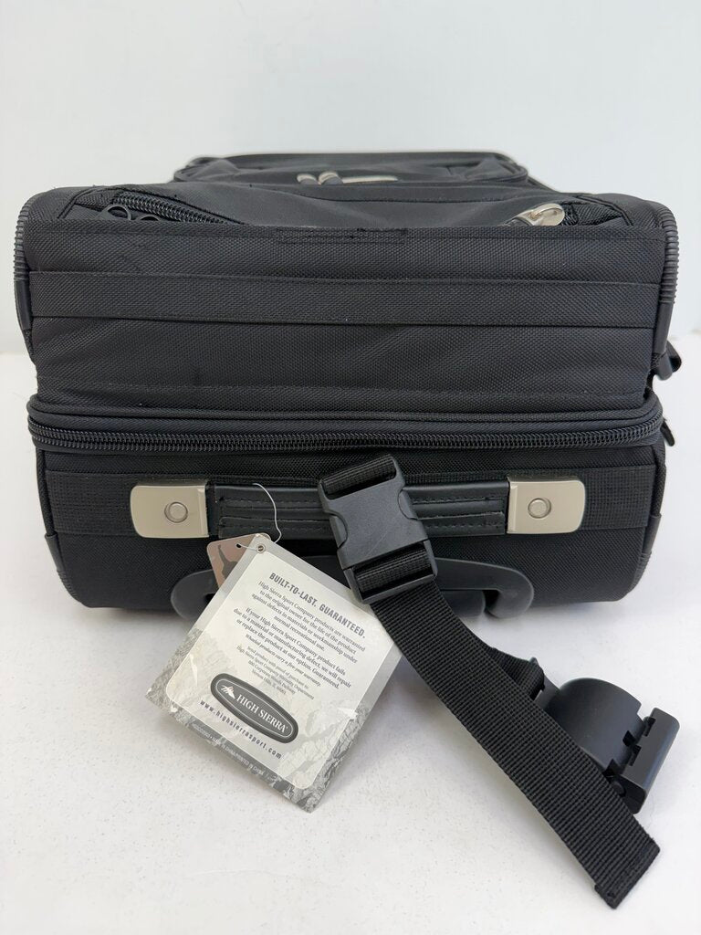High Sierra Sport 22” Wheels Garment Bag NWT Luggage /rb