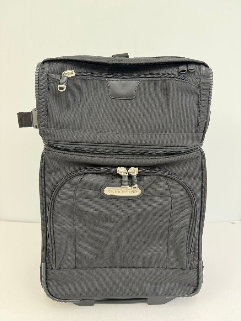 High Sierra Sport 22” Wheels Garment Bag NWT Luggage /rb