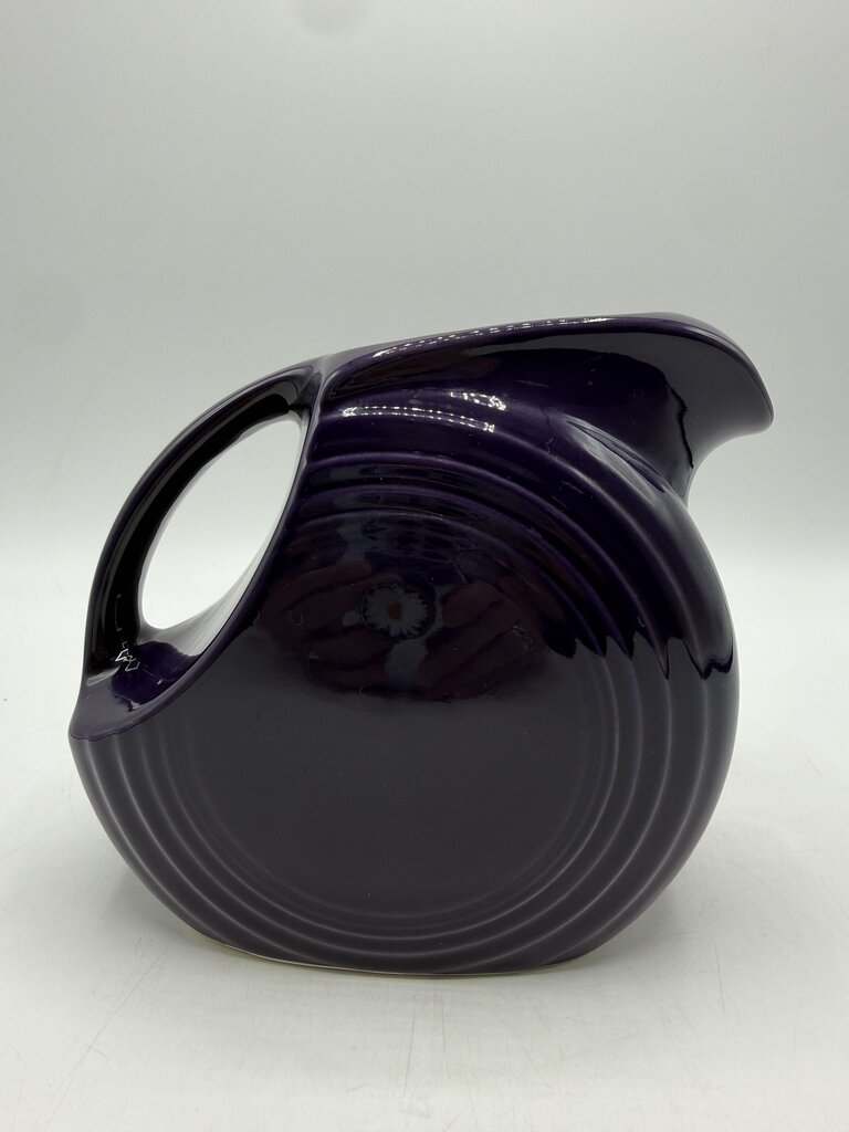Homer Laughlin Fiestaware Plum 32 oz Pitcher /rw