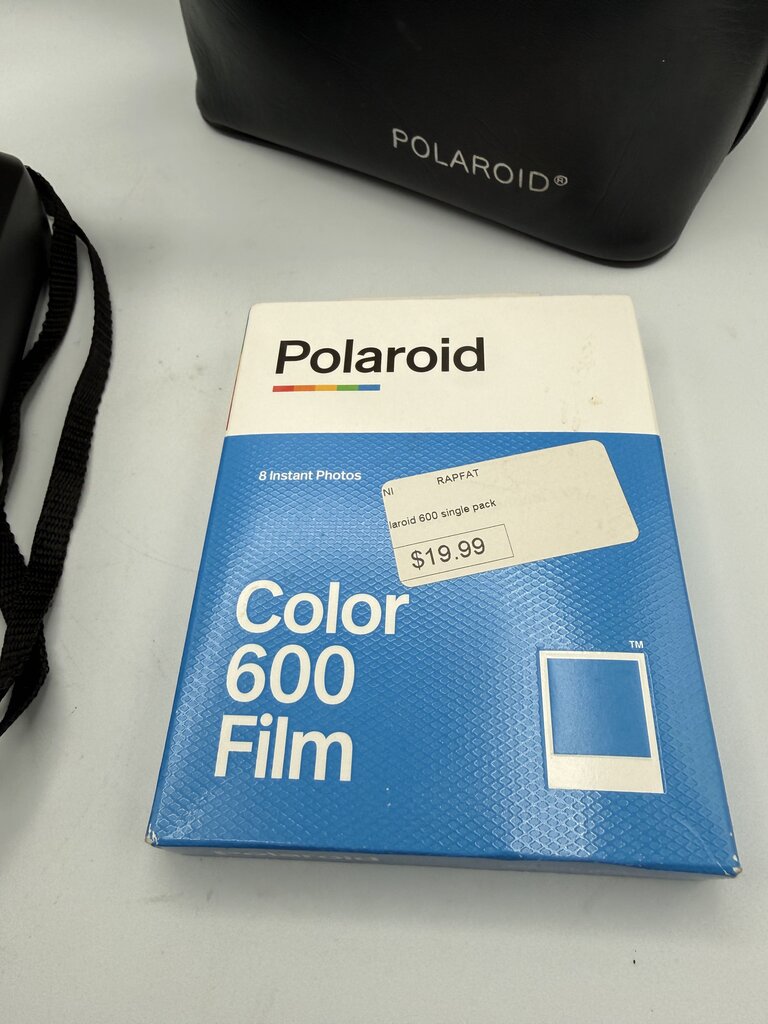 Polaroid One Step Auto Focus Camera w/ Film & Bag /ro