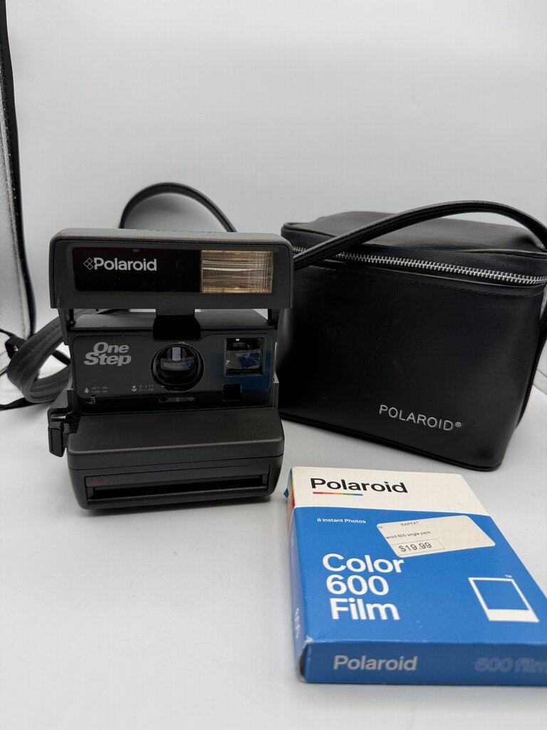 Polaroid One Step Auto Focus Camera w/ Film & Bag /ro