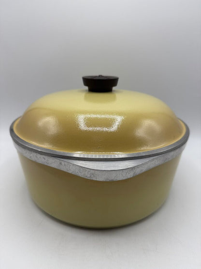 Club Aluminum 4 Quart Dutch Oven Harvest Gold /rw
