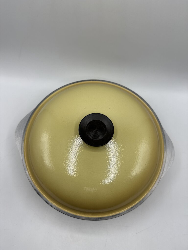 VTG Club Aluminum 3 Quart Dutch Oven Harvest Gold/Yellow color/rb