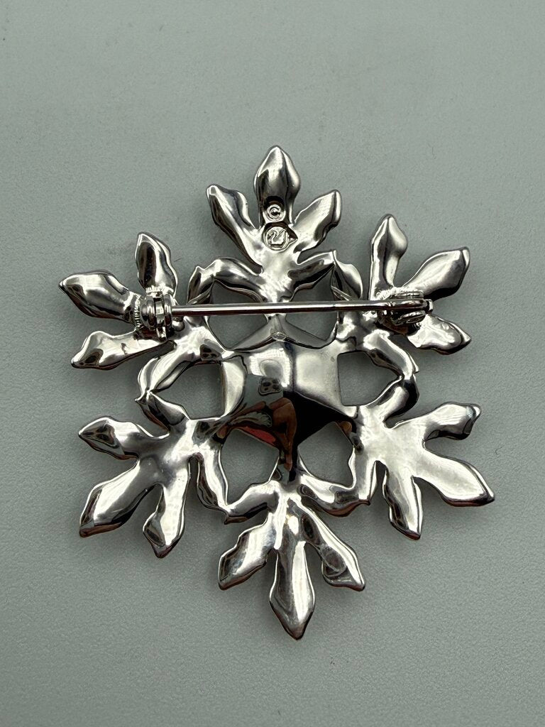 VTG Swarvoski Clear Crystal Snowflake Pin/Brooch Hallmarked /ro