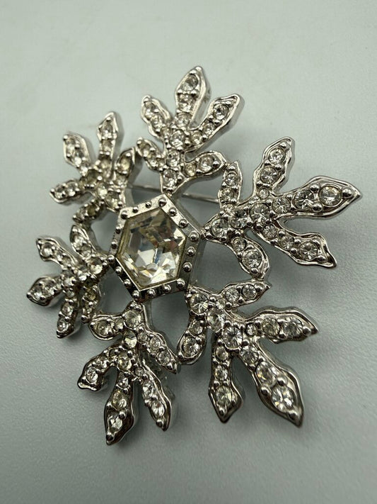 VTG Swarvoski Clear Crystal Snowflake Pin/Brooch Hallmarked /ro