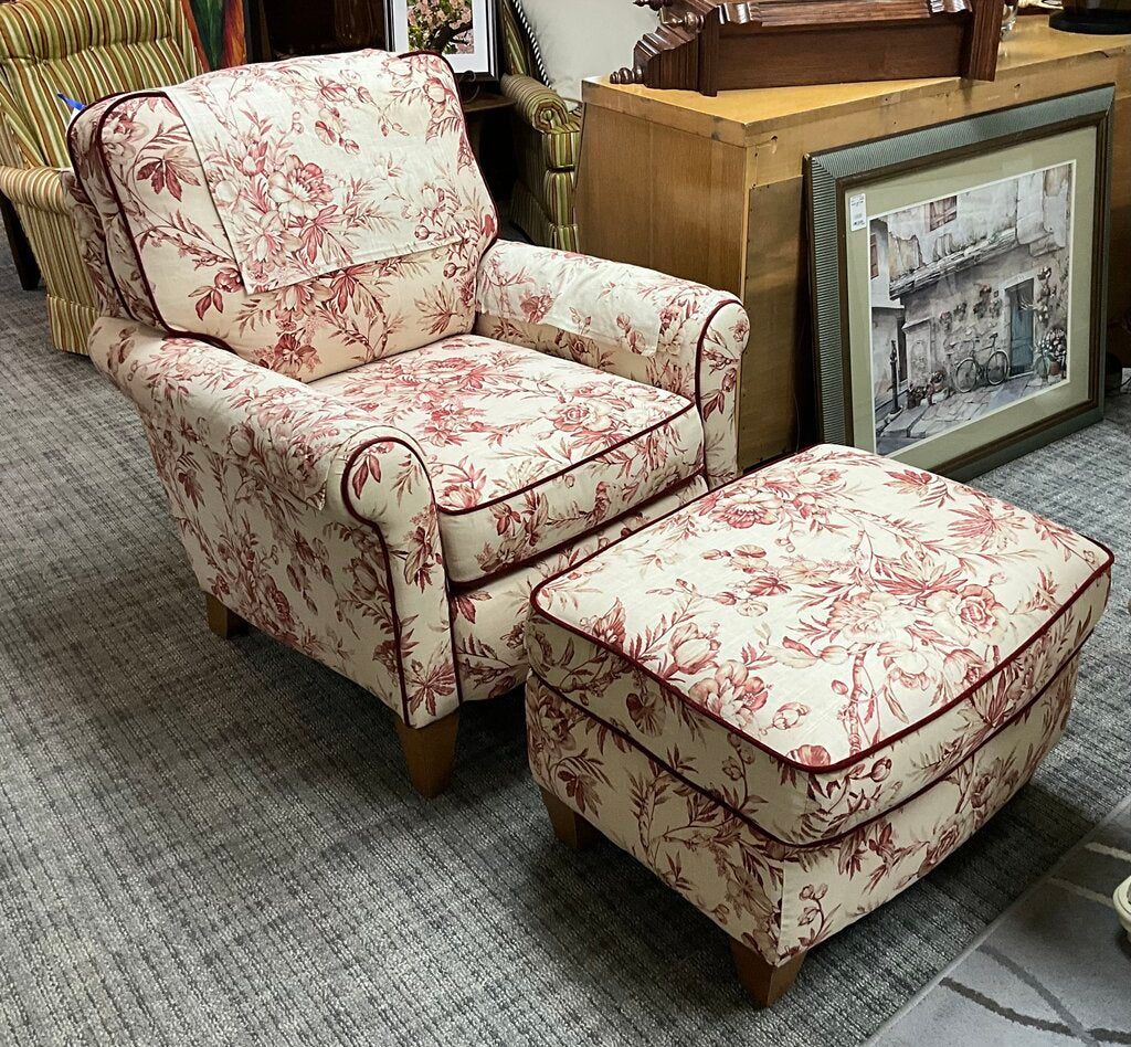 Printed Arm Chair W/ Ottoman