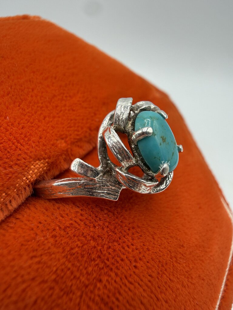 Vtg Sterling Silver Ring with Turquoise Stone Size 5.5 /ro