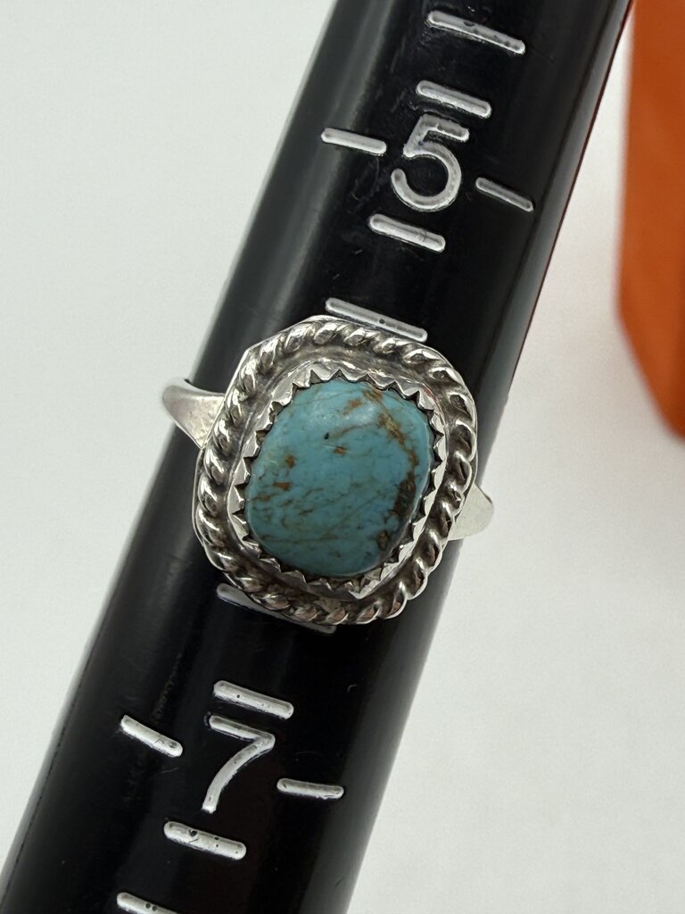 VTG Sterling Silver Ring with Turquoise Stone size 6 /ro