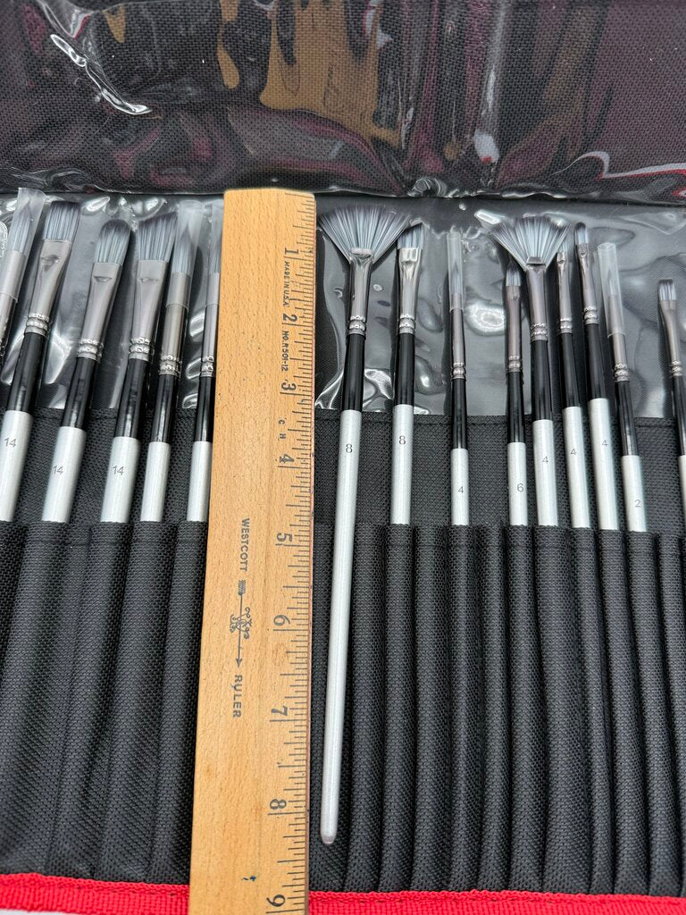 Artist Paint Brush Set of 19 pcs w/Carrying Case /roh