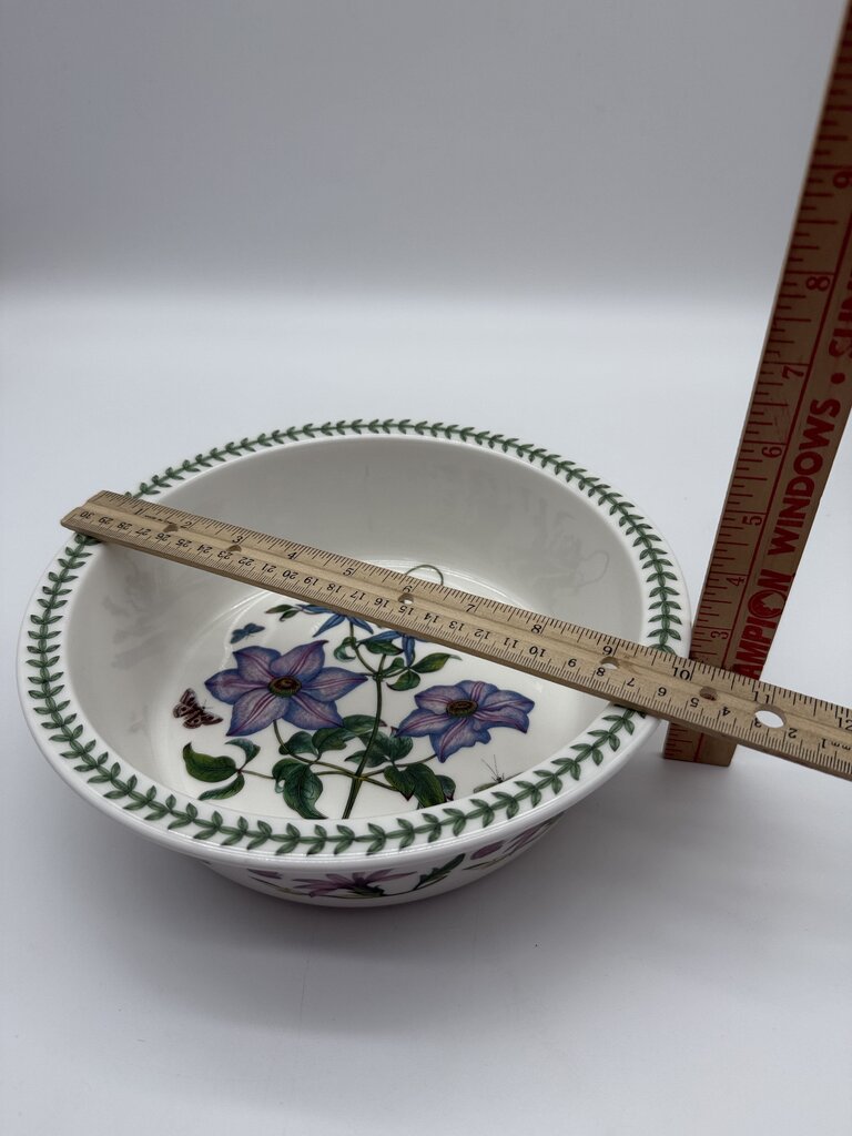 Portmeirion Botanic Garden Fire & Ice Clematis Flower Serving Bowl 10” diam /rb