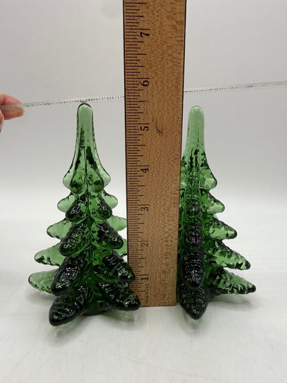 Set of 2 Blown Art Glass Green Christmas Trees 5.5” tall /ro