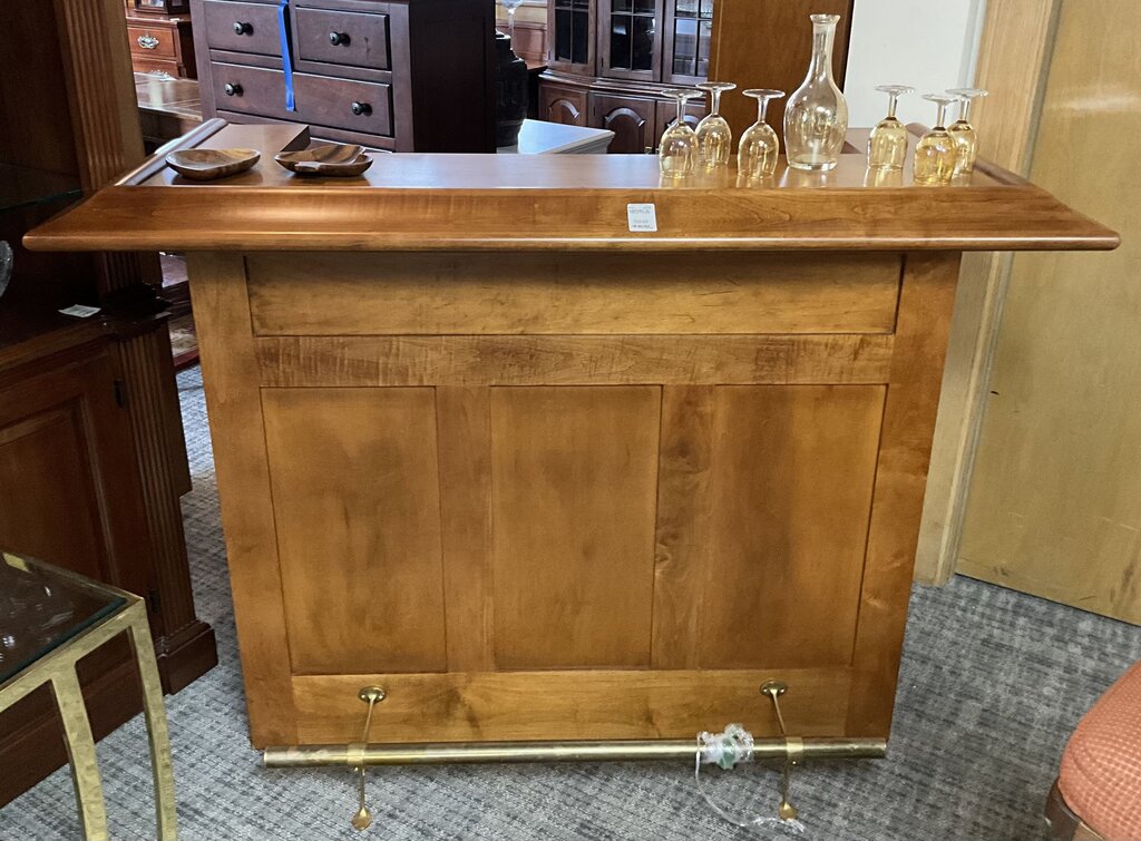 Bar W/Brass Footrest