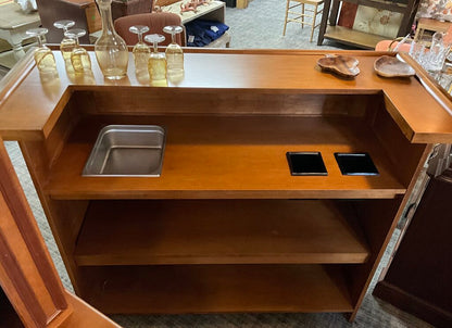 Bar W/Brass Footrest