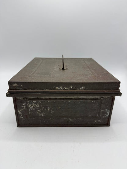Antique Metal Storage Box Carrying Handle 10”x 8”x 4” /rw