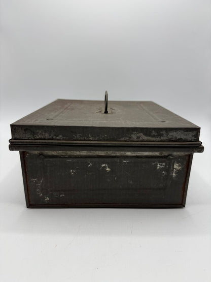 Antique Metal Storage Box Carrying Handle 10”x 8”x 4” /rw