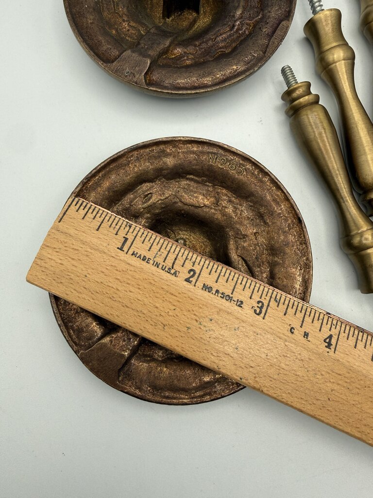 VTG Set of 3 Solid brass Round Ornate Curtain Tie/PullBacks /roh
