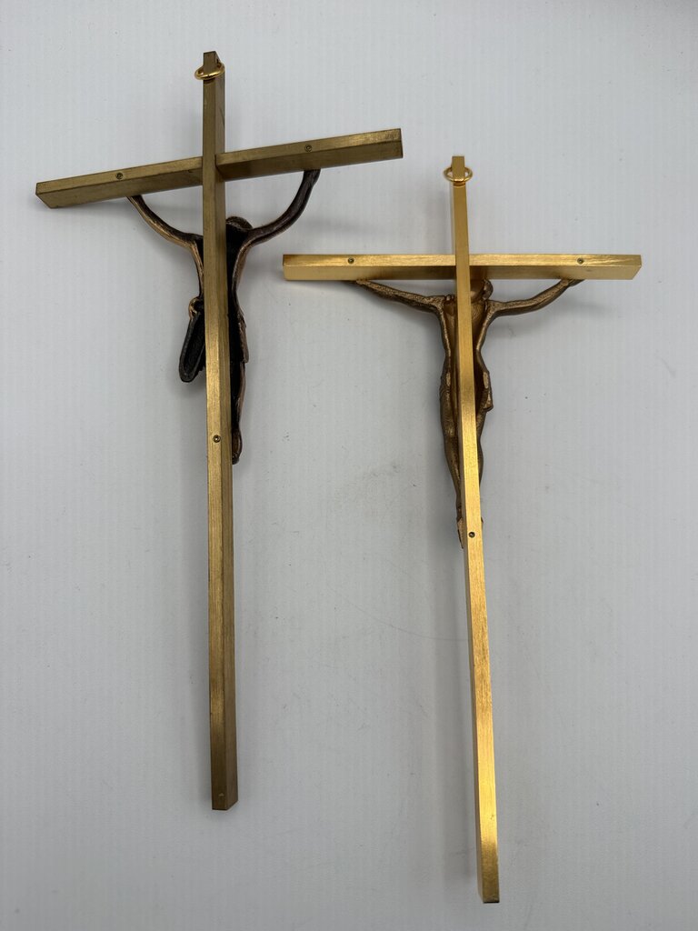 Set of 2 Solid Brass Cross Crucifixes w/Jesus Christ /roh