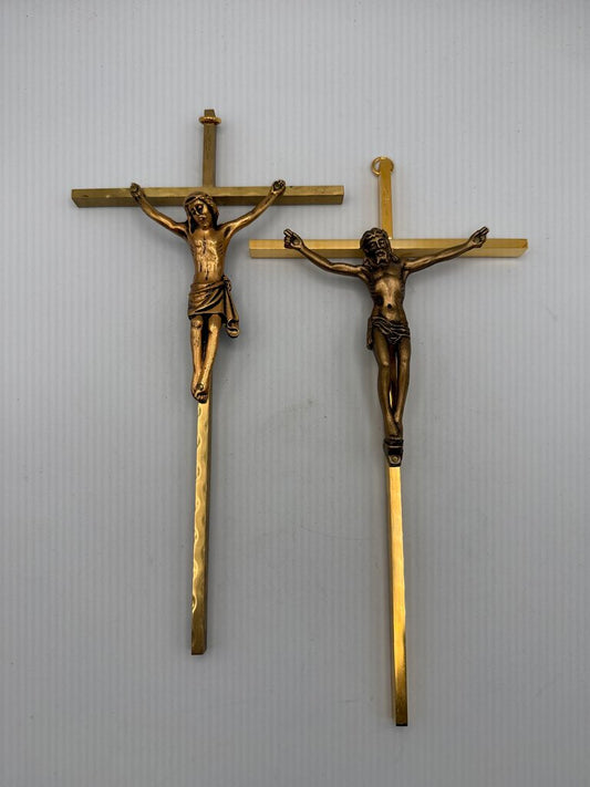 Set of 2 Solid Brass Cross Crucifixes w/Jesus Christ /roh