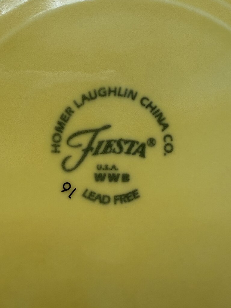 Fiesta HLC Sunflower Yellow Dinner Plate BumbleBee /rc